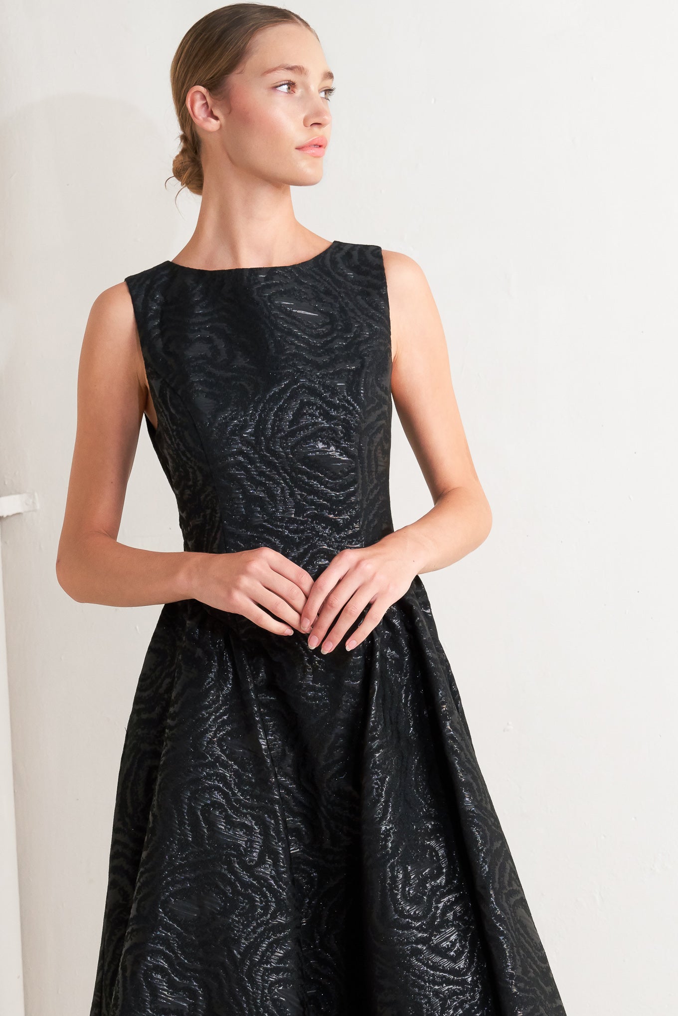 INCREDIBLY SENSATIONAL WOVEN MIDI DRESS