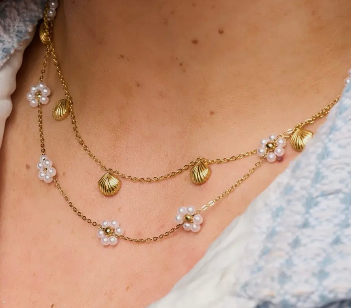 Pearl Daisy Necklace