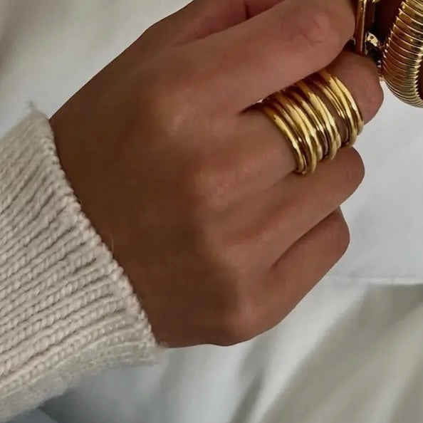 Margot Coil Band Ring