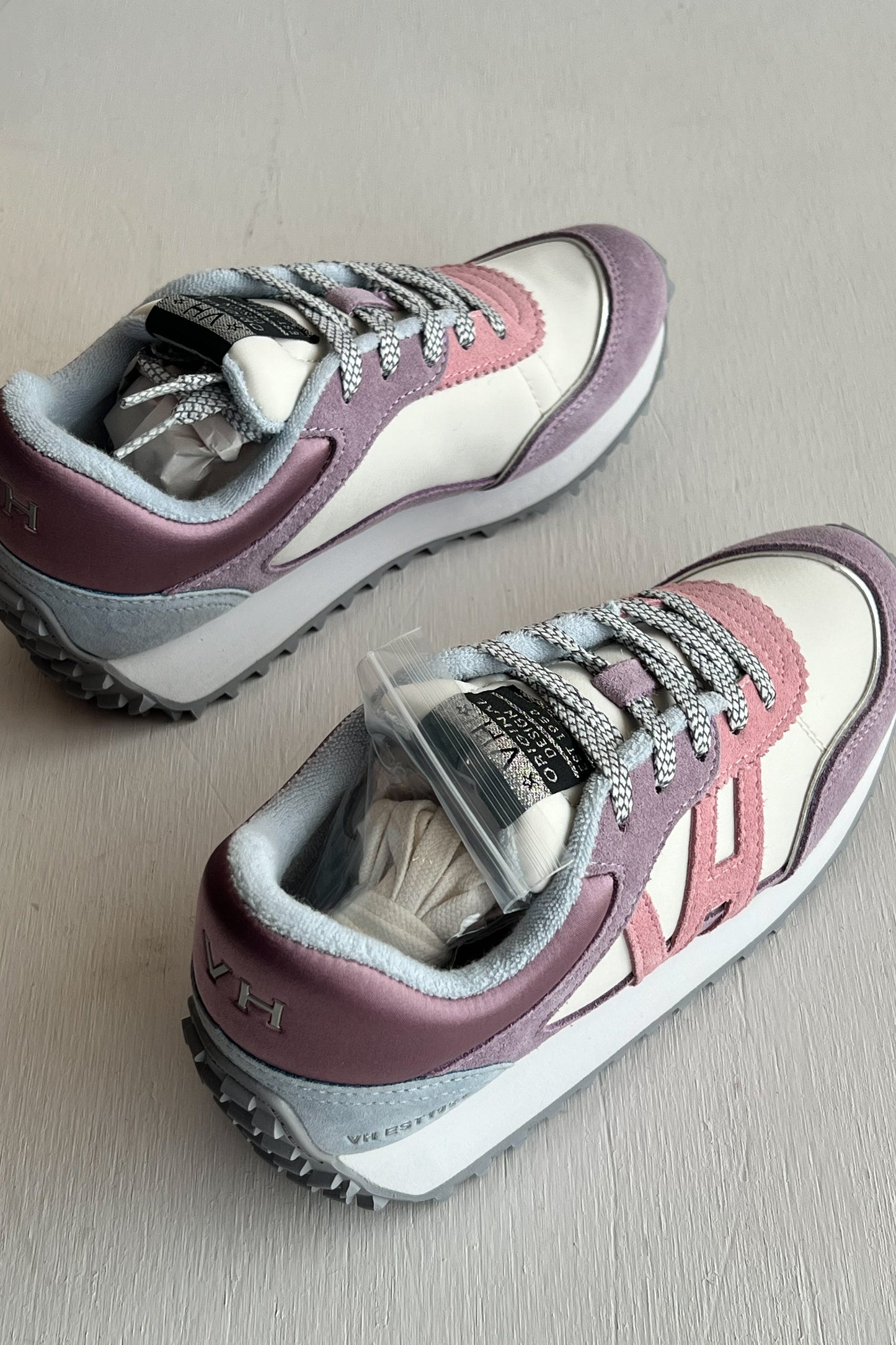 VINTAGE HAVANA | COSMIC 40 PURPLE/PINK/BLUE SNEAKER