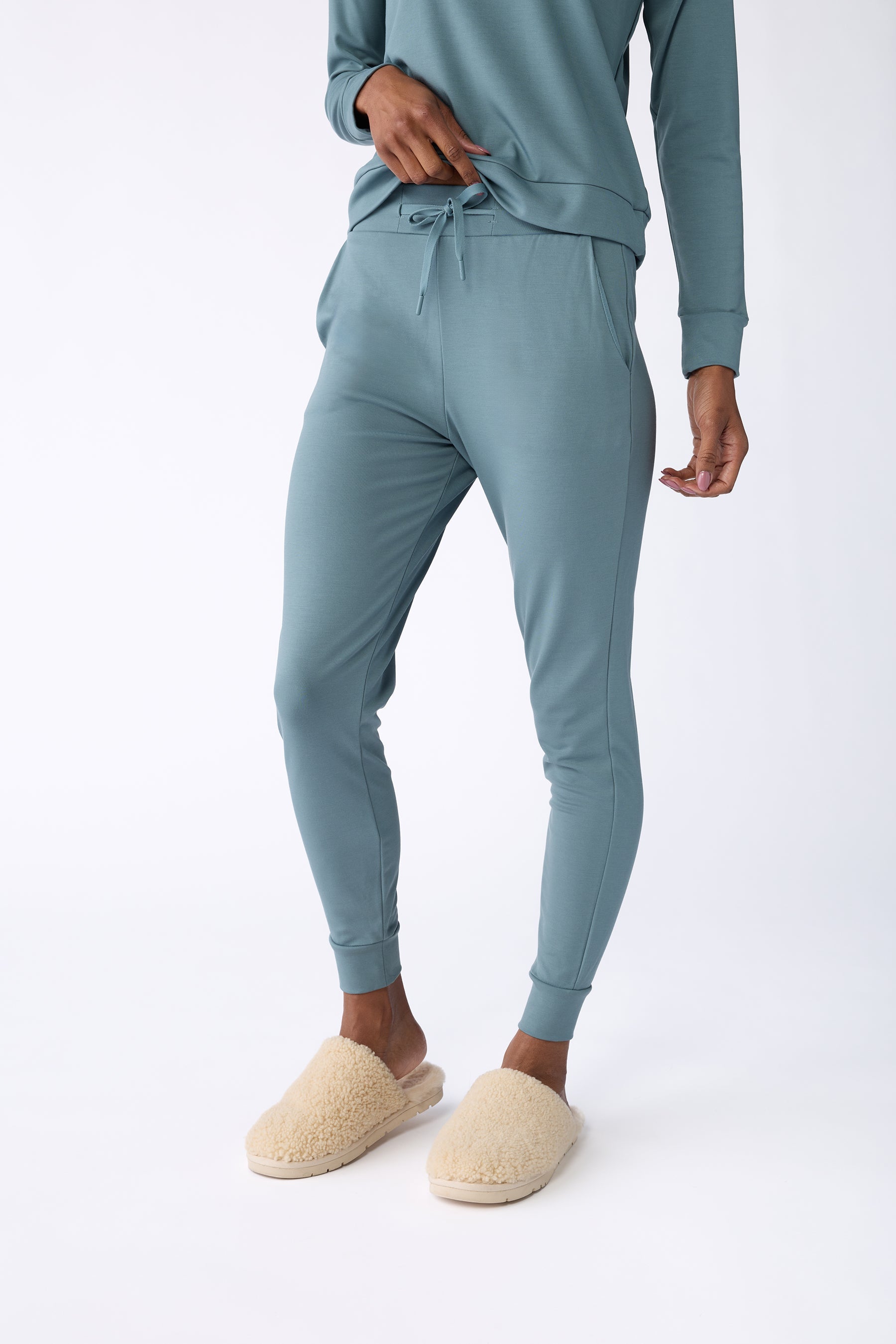 Women's Brushed Bamboo Jogger Set