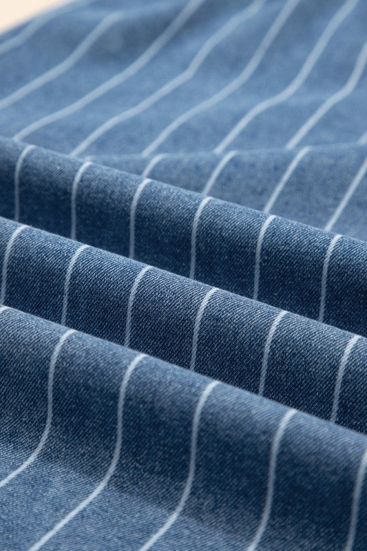 Stripe Buttoned High Waist Pleated Wide Leg Jeans