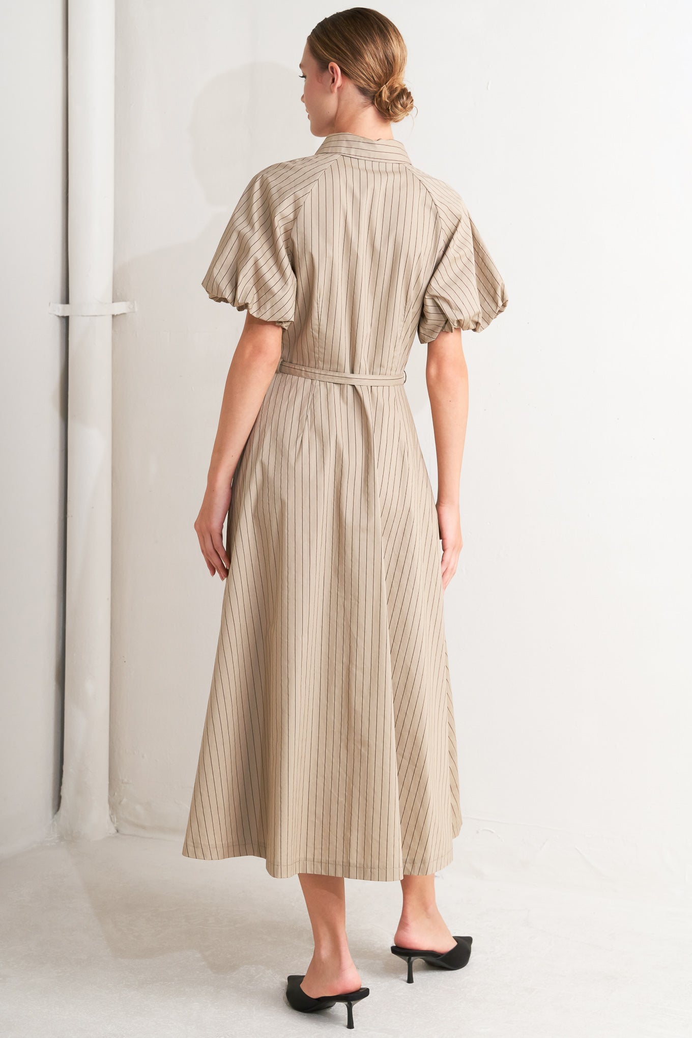 neutral dress CLASSIC NEUTRAL WOVEN MIDI DRESS – The Look On Broadway