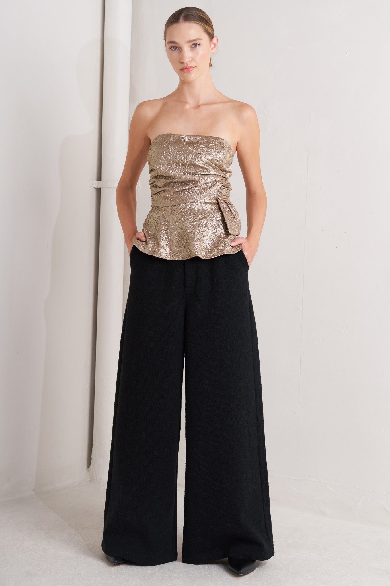 LIQUID GOLD WOVEN TOP