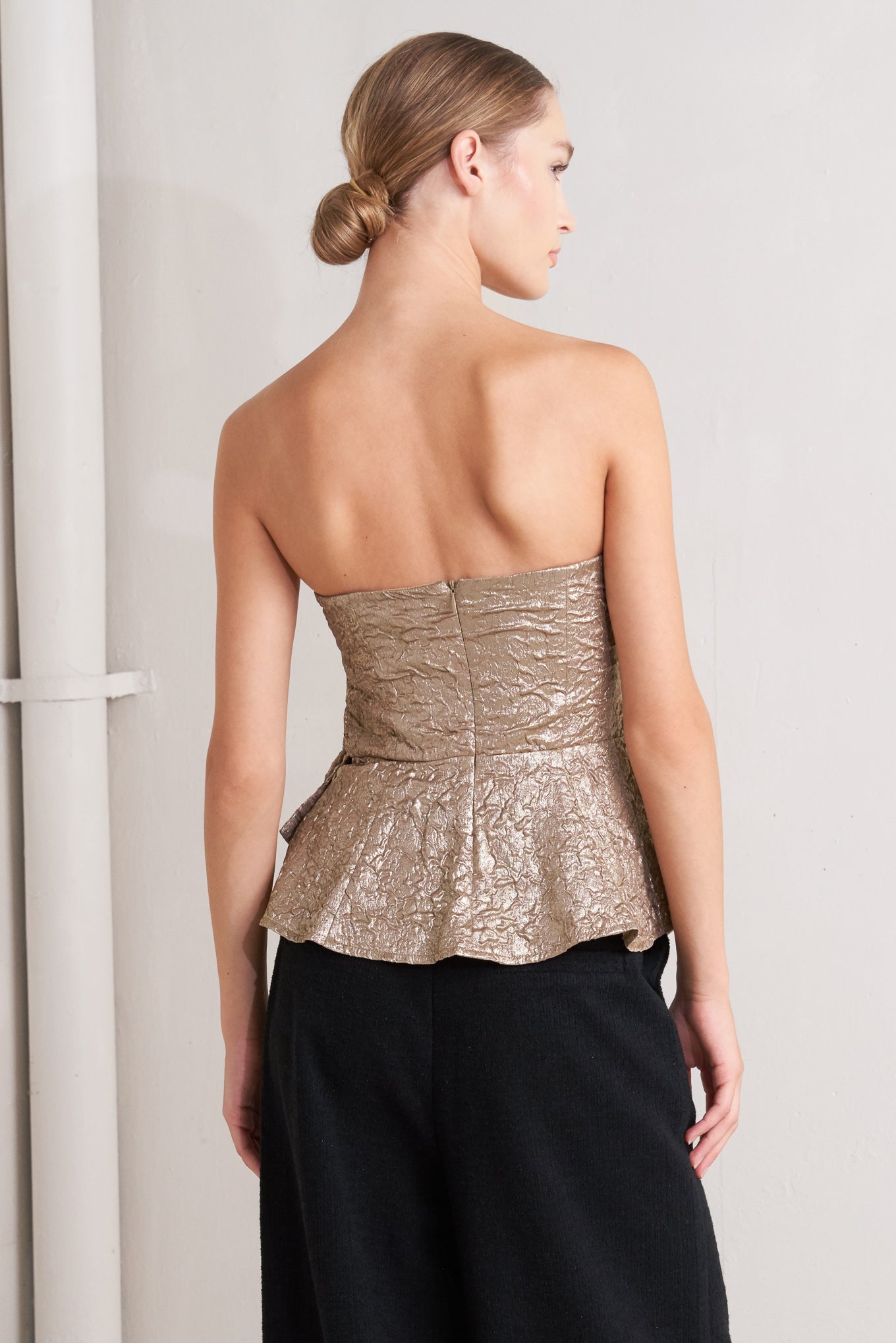 LIQUID GOLD WOVEN TOP