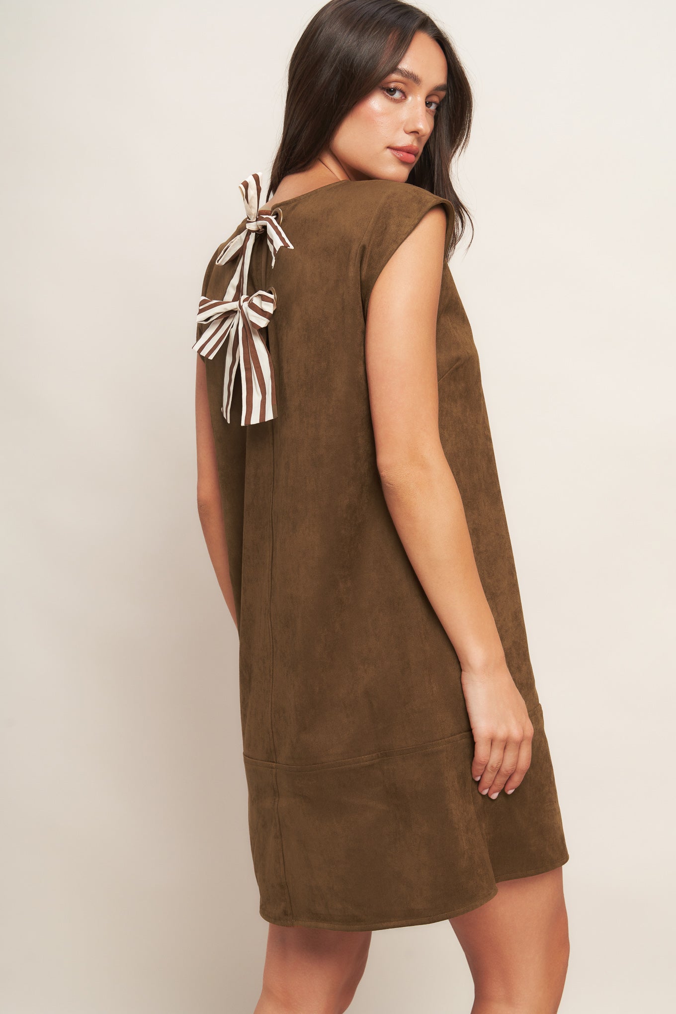 QUIET LUXURY EDGE FAUX SUEDE MIDI SHIFT DRESS QUIET LUXURY EDGE FAUX SUEDE MIDI SHIFT DRESS