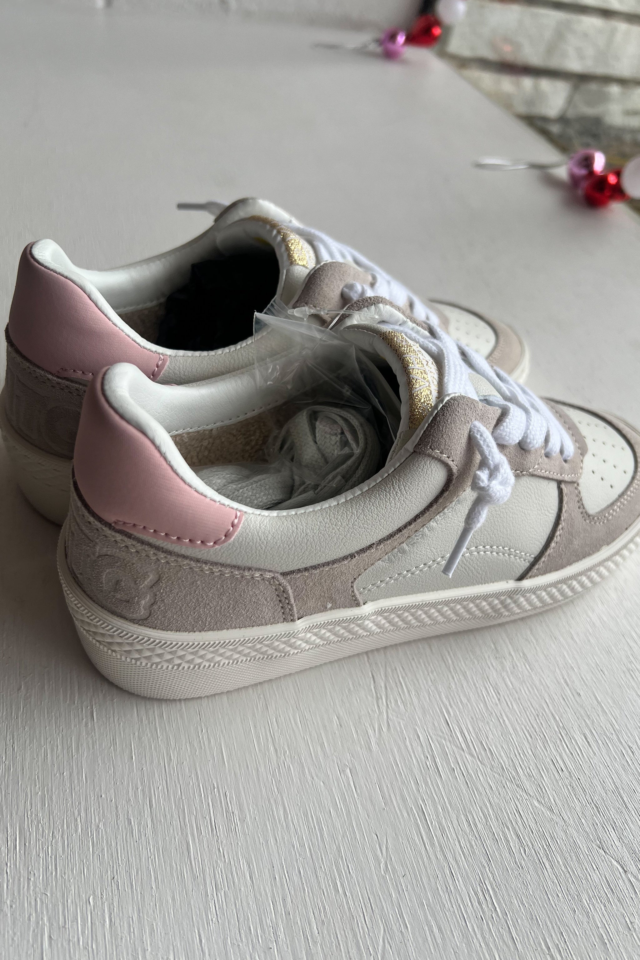VINTAGE HAVANA | FAST 7 GREY SUEDE PINK SNEAKER