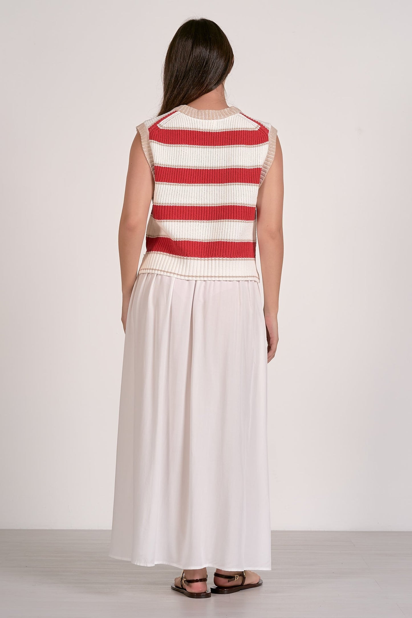 Slate Sleeveless Sweater White Red Stripe
