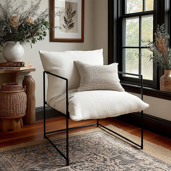 Modern Lounge Chair with Removable Cushion