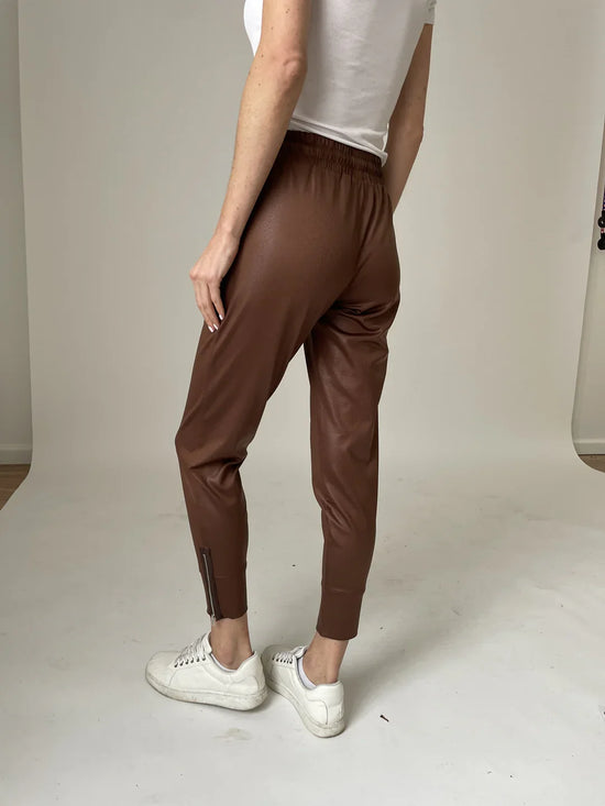 SIX FIFTY | Headliner Coated Zip Jogger – Cinnamon Brown Faux Leather Pants